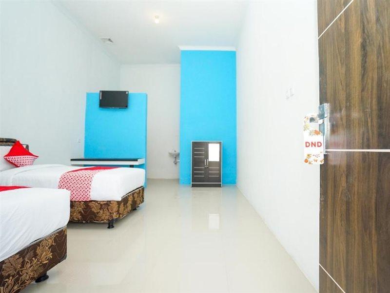 Hotel O Mojoanyar Near Terminal Bis 3*